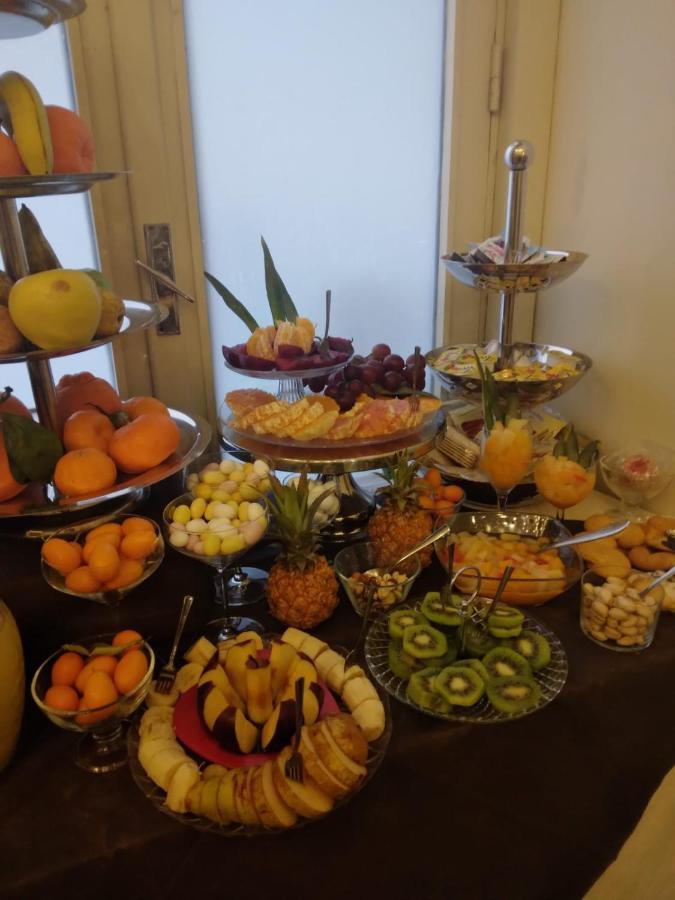 Hotel Umberto House Catania Esterno foto