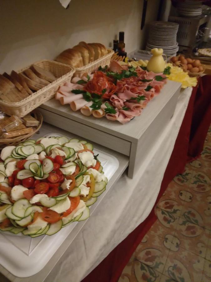 Hotel Umberto House Catania Esterno foto