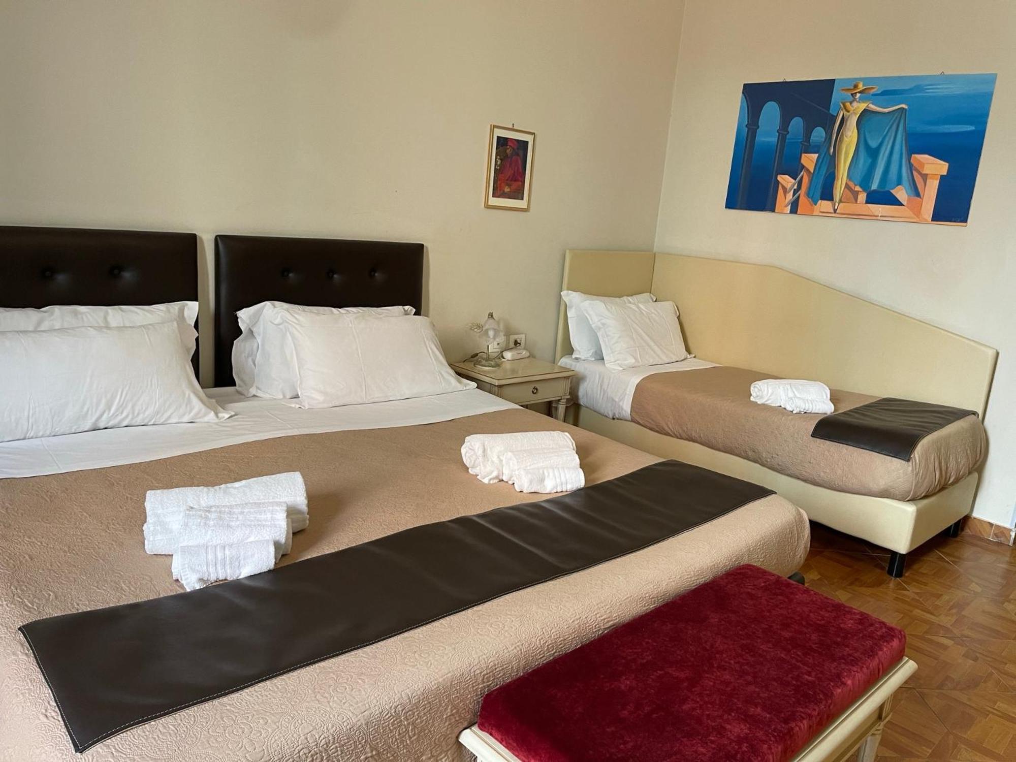 Hotel Umberto House Catania Esterno foto