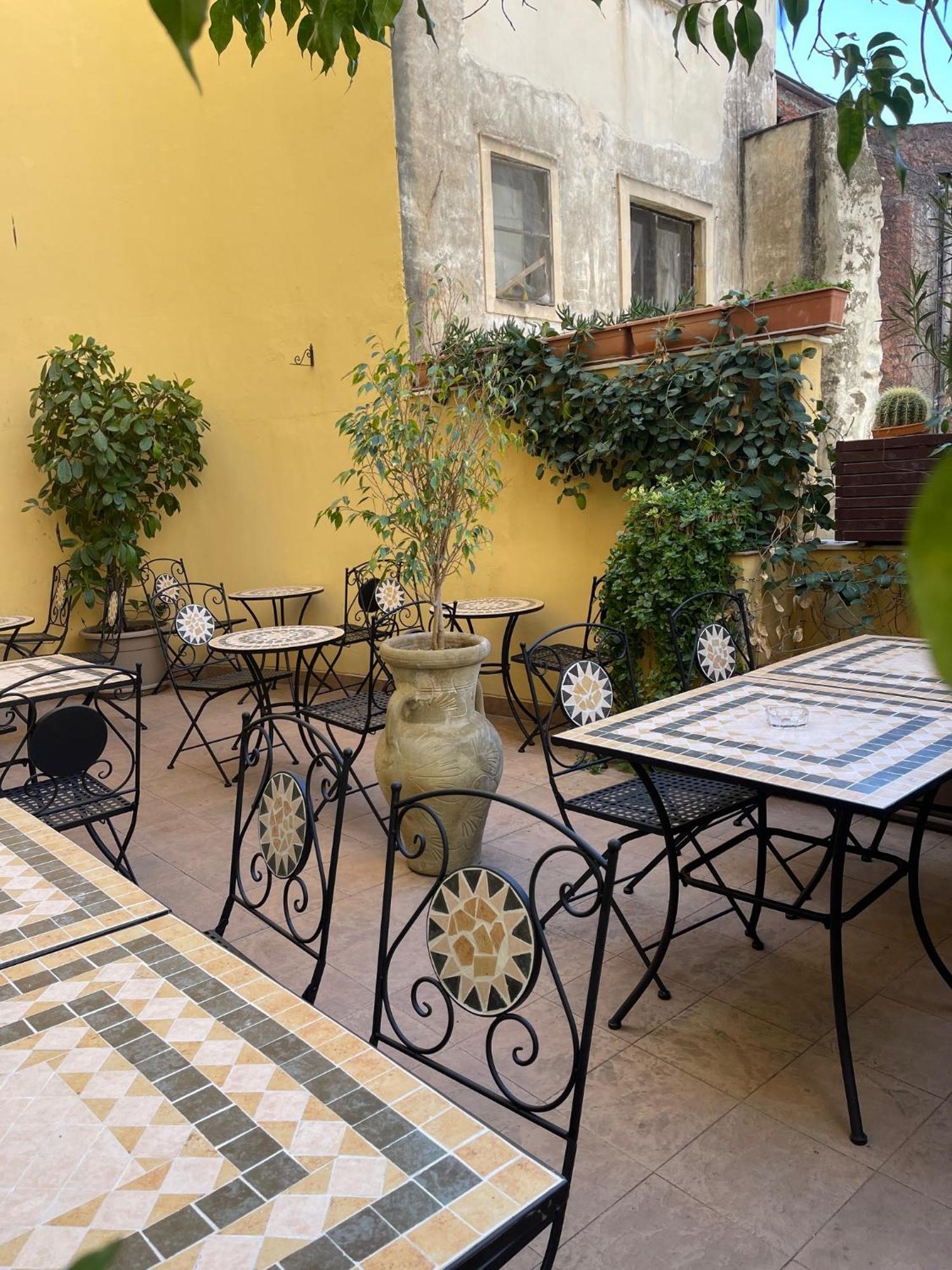 Hotel Umberto House Catania Esterno foto