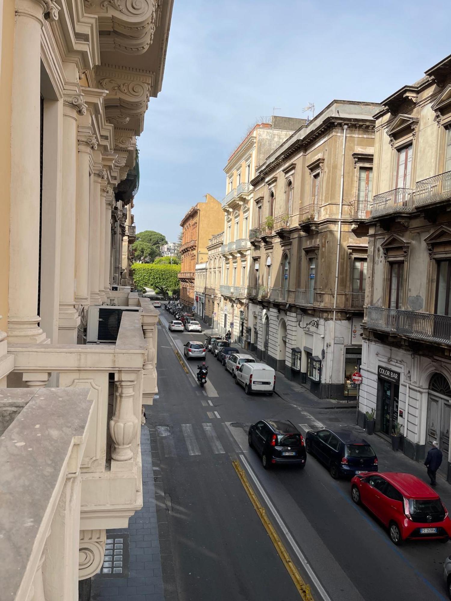 Hotel Umberto House Catania Esterno foto