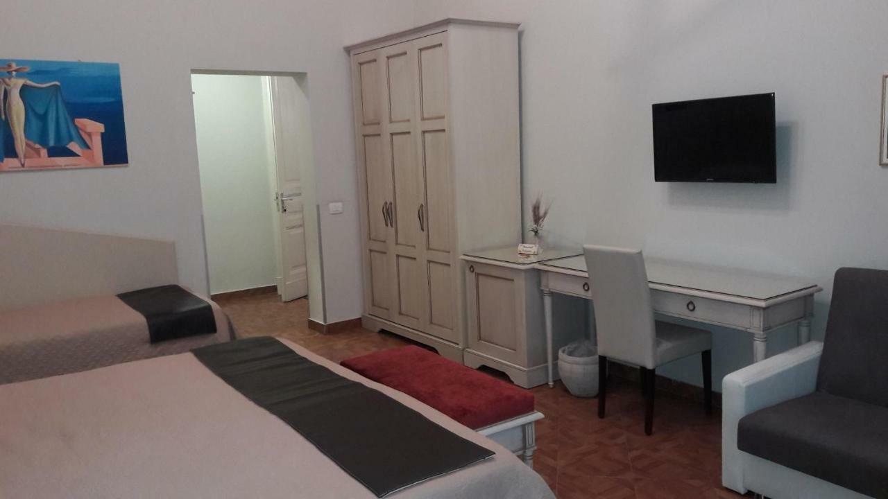 Hotel Umberto House Catania Esterno foto