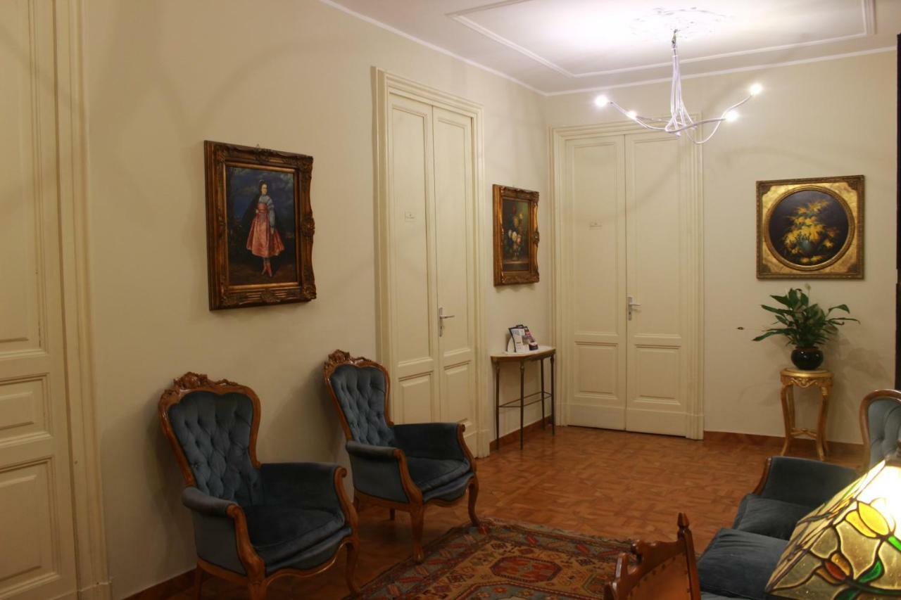 Hotel Umberto House Catania Esterno foto