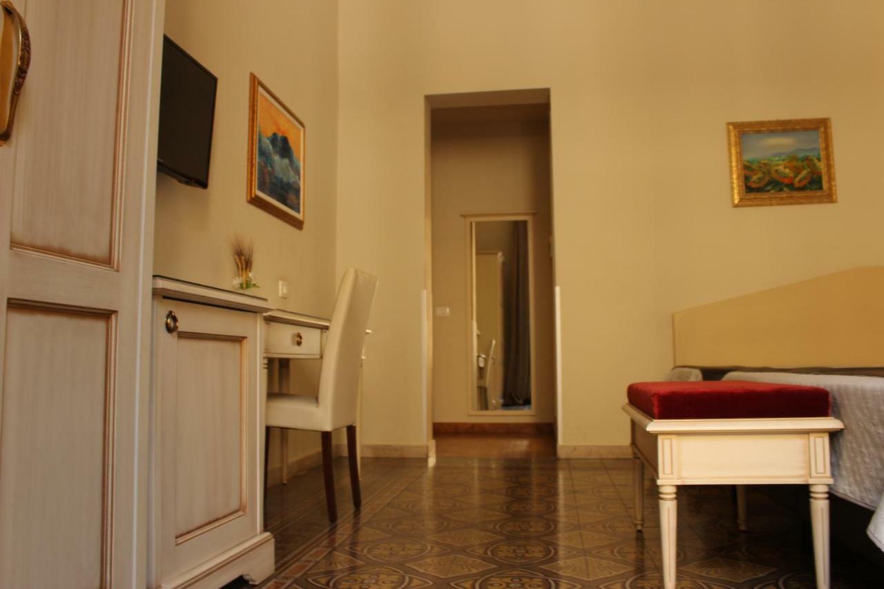 Hotel Umberto House Catania Esterno foto